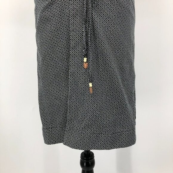 Scotch & Soda Black + White Geometric print Jersey T-shirt mini dress waist tie - Picture 6 of 16